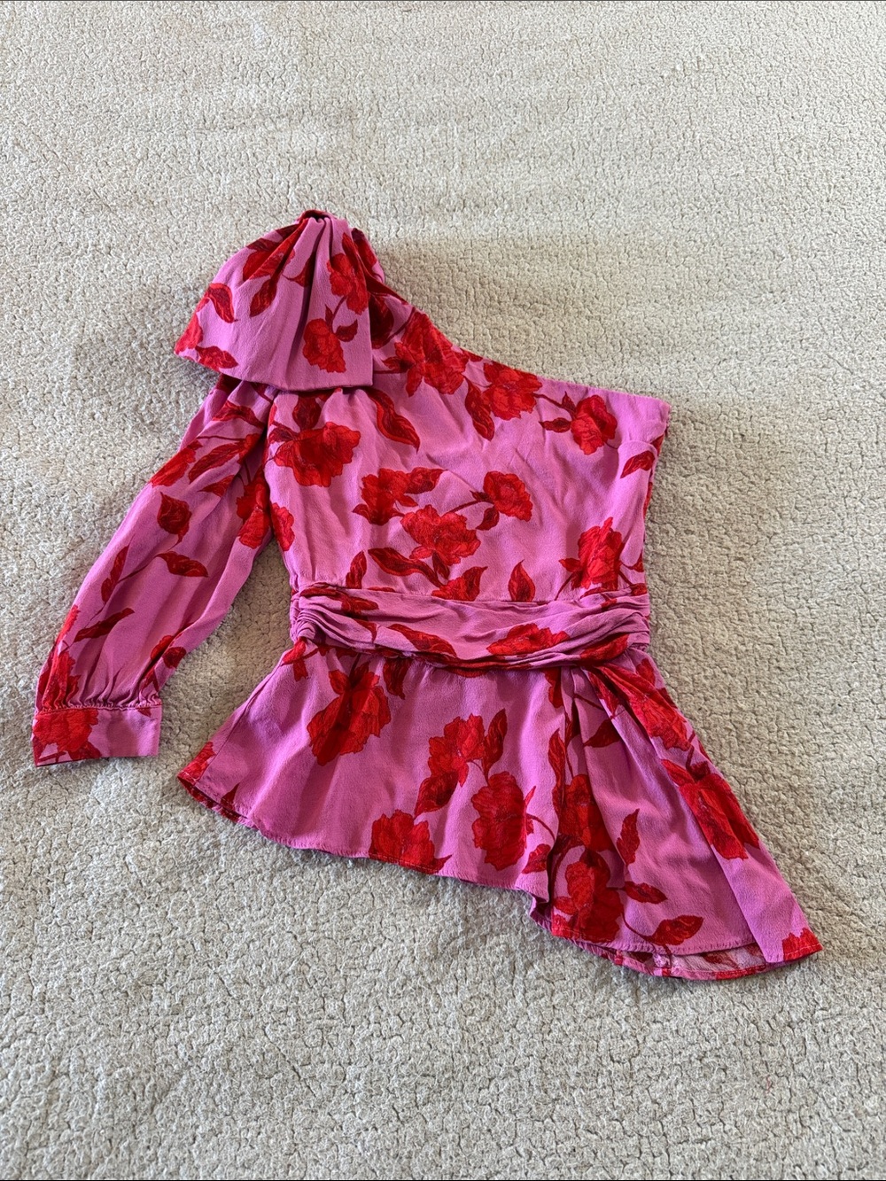 Karlie Pink One-Shoulder Blouse with Red Floral Print Small